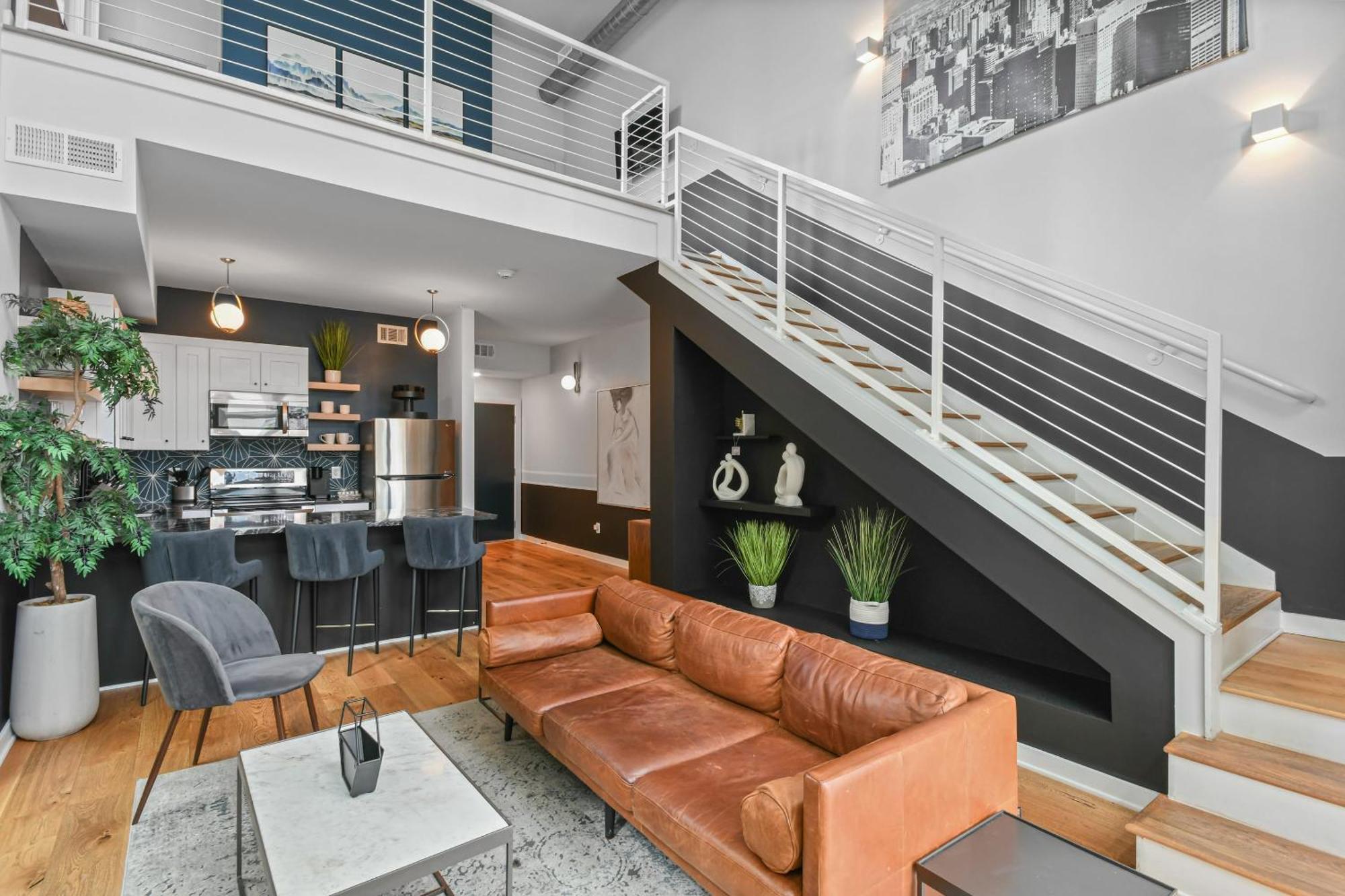 Stupendous Heart Of Piedmont Park Two Story Loft Apartment แอตแลนตา ภายนอก รูปภาพ