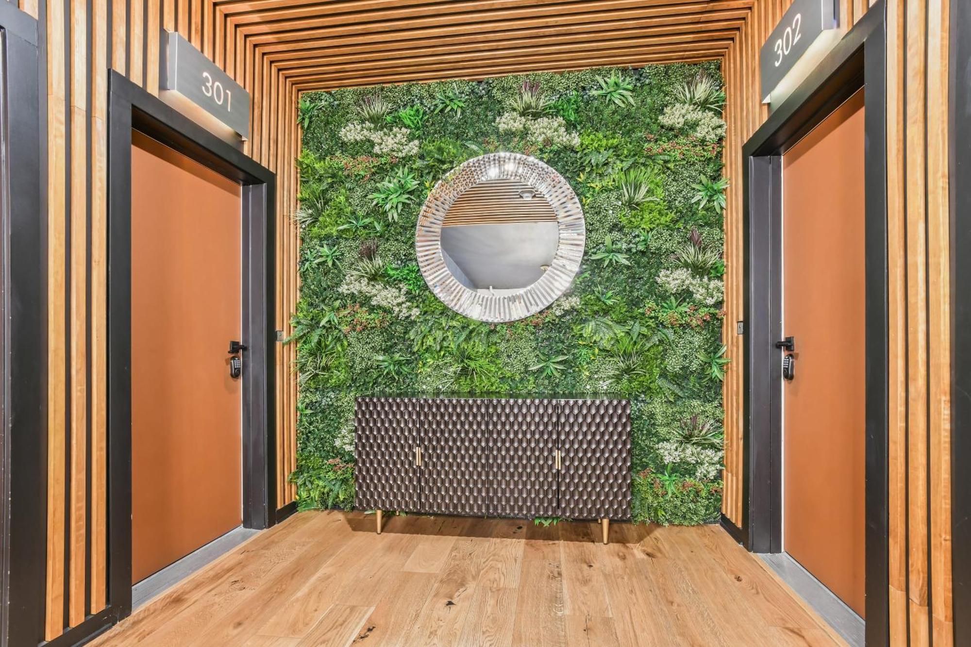 Stupendous Heart Of Piedmont Park Two Story Loft Apartment แอตแลนตา ภายนอก รูปภาพ