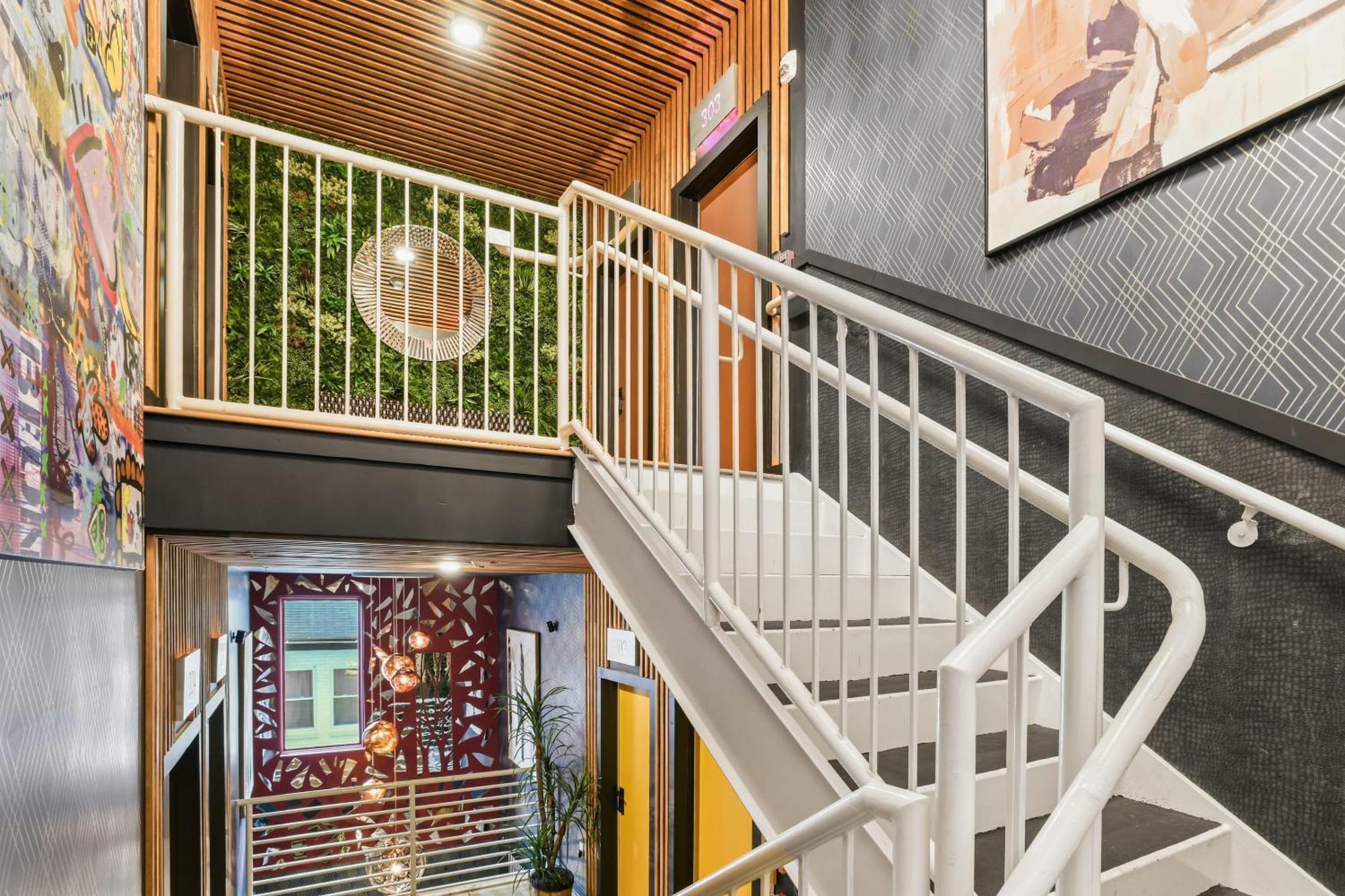 Stupendous Heart Of Piedmont Park Two Story Loft Apartment แอตแลนตา ภายนอก รูปภาพ